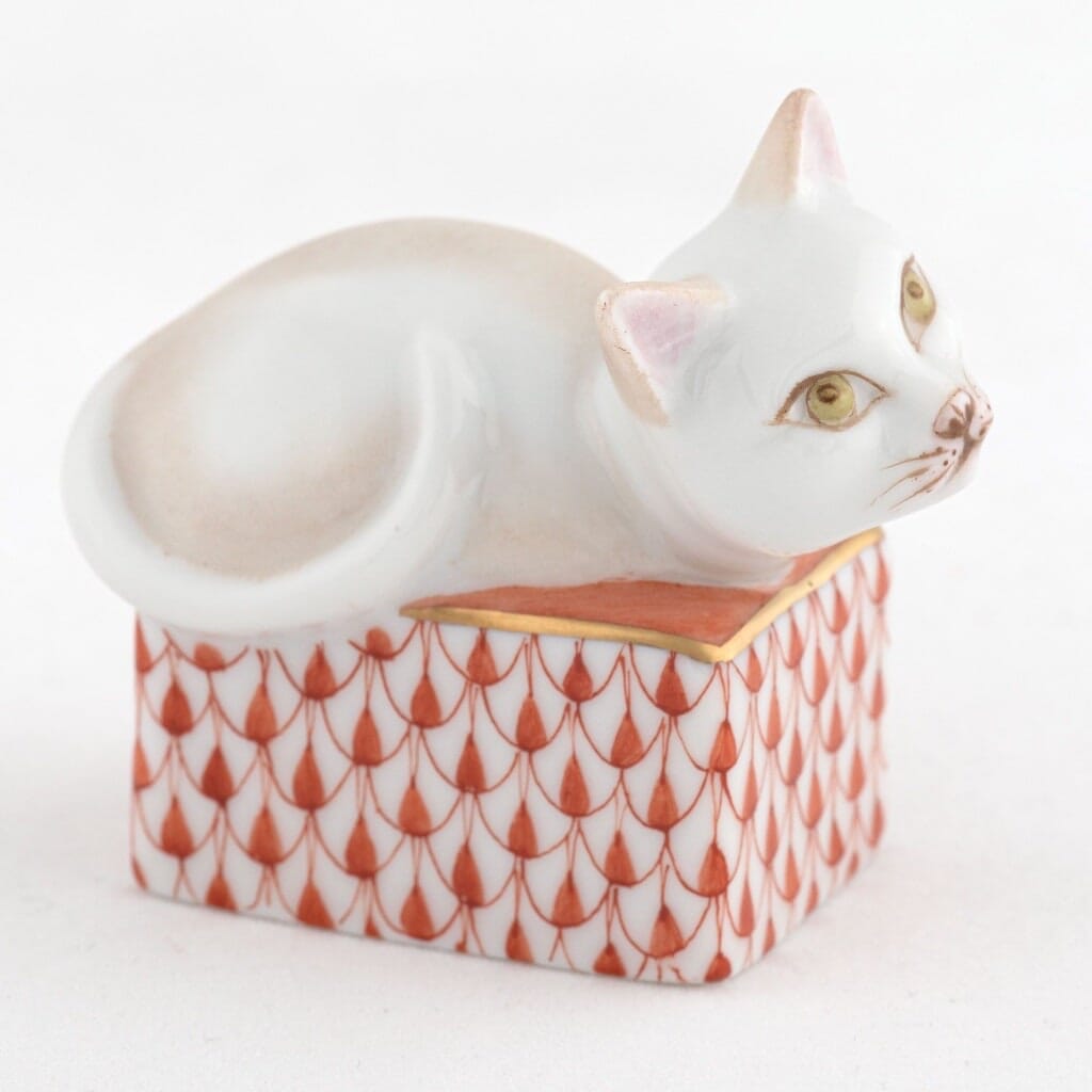 Herend Cat In Box Figurine Figurines Herend Rust 