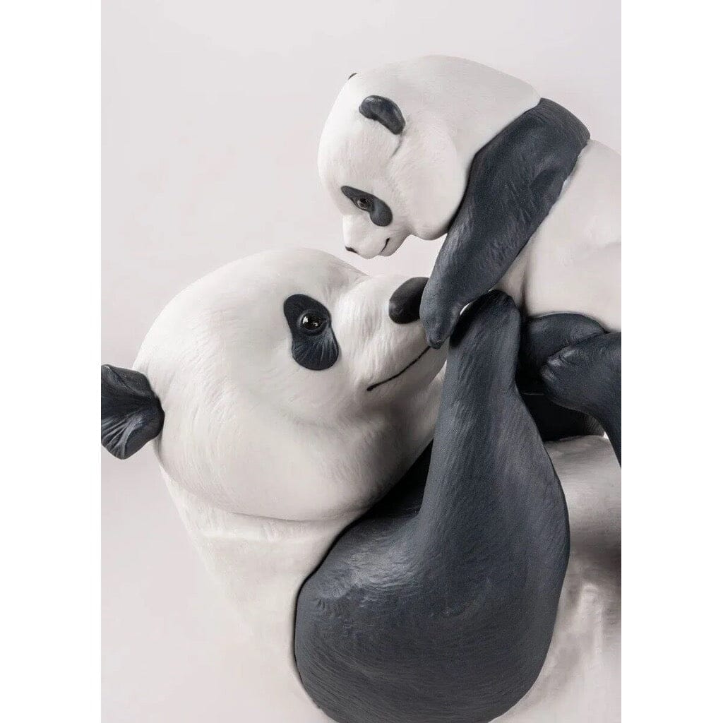 Lladro Porcelain Mommy Panda Figurine Figurines Lladro 